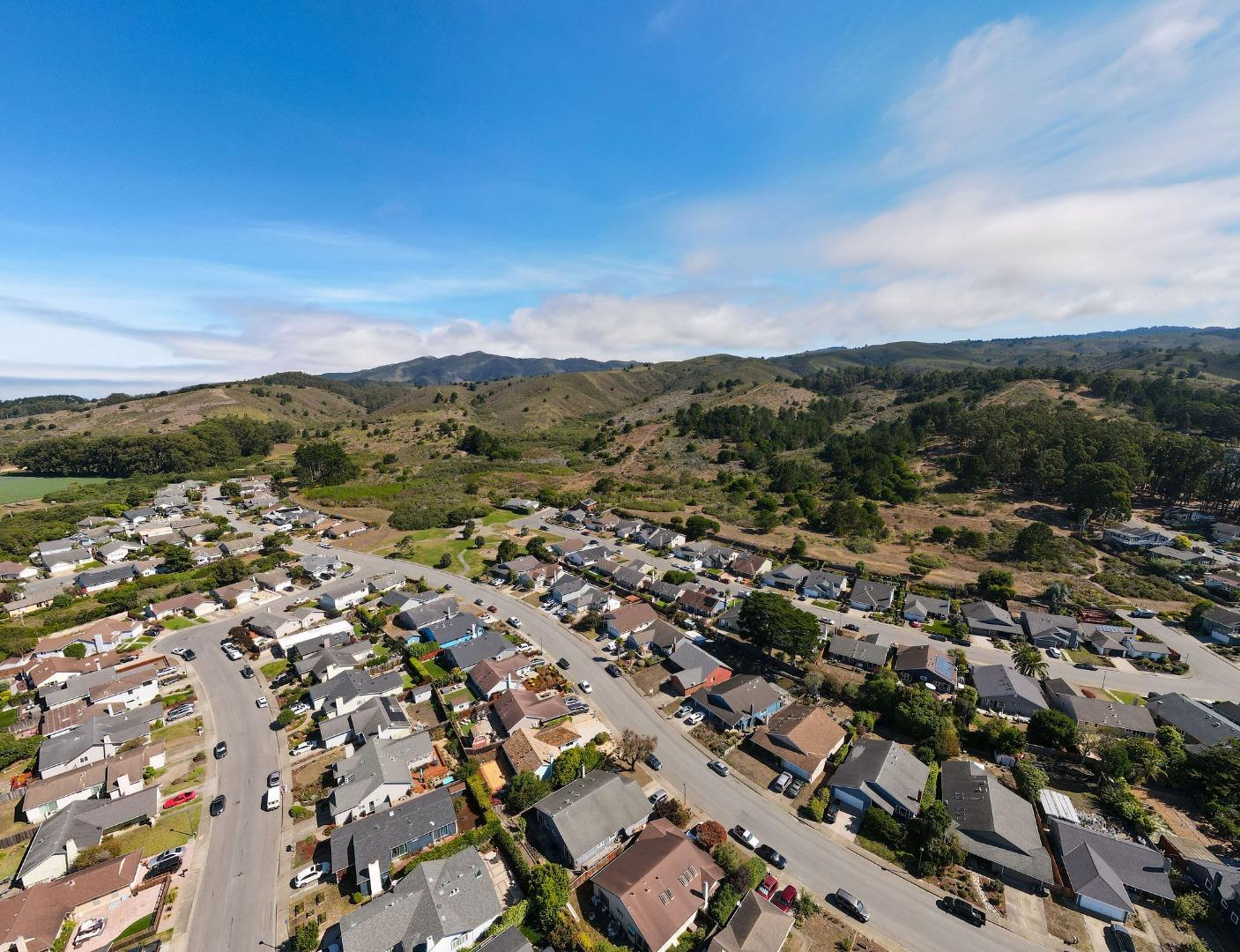 Detail Gallery Image 45 of 51 For 201 Bridgeport Dr, Half Moon Bay,  CA 94019 - 3 Beds | 2 Baths