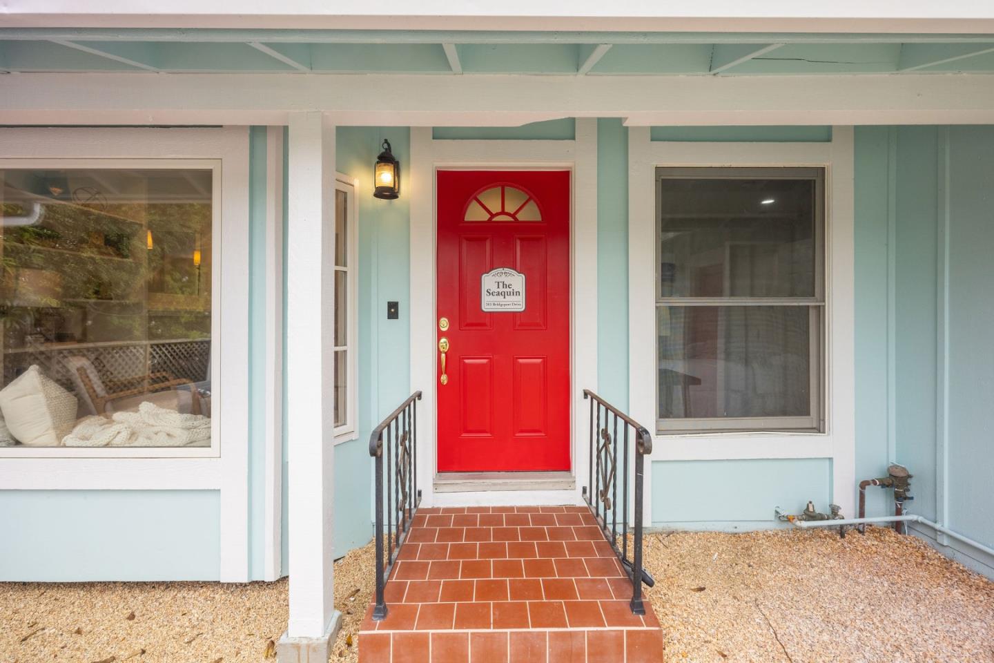 Detail Gallery Image 9 of 51 For 201 Bridgeport Dr, Half Moon Bay,  CA 94019 - 3 Beds | 2 Baths