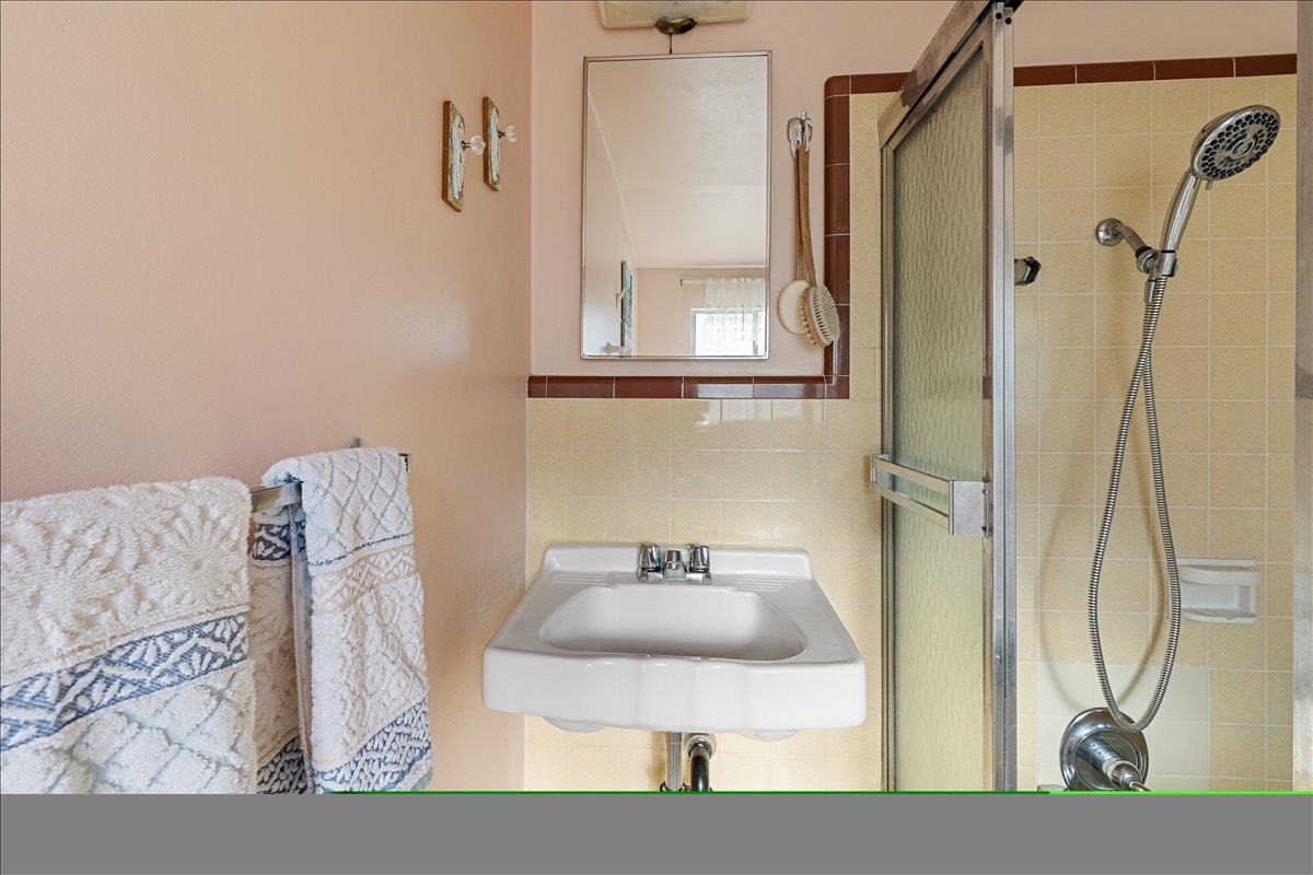 Detail Gallery Image 18 of 30 For 226 Harvest St, Salinas,  CA 93901 - 2 Beds | 1/1 Baths