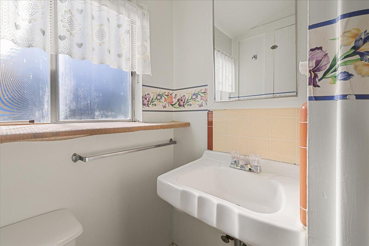 Detail Gallery Image 23 of 30 For 226 Harvest St, Salinas,  CA 93901 - 2 Beds | 1/1 Baths