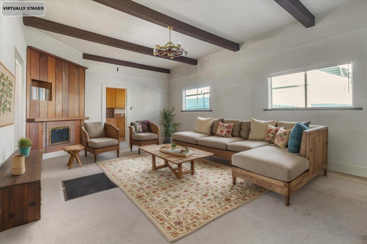 Detail Gallery Image 4 of 30 For 226 Harvest St, Salinas,  CA 93901 - 2 Beds | 1/1 Baths