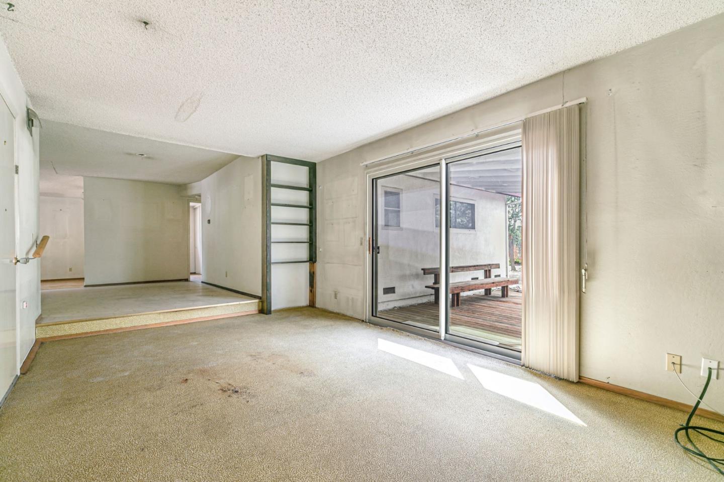 Detail Gallery Image 14 of 29 For 5799 Indian Ave, San Jose,  CA 95123 - 4 Beds | 2 Baths