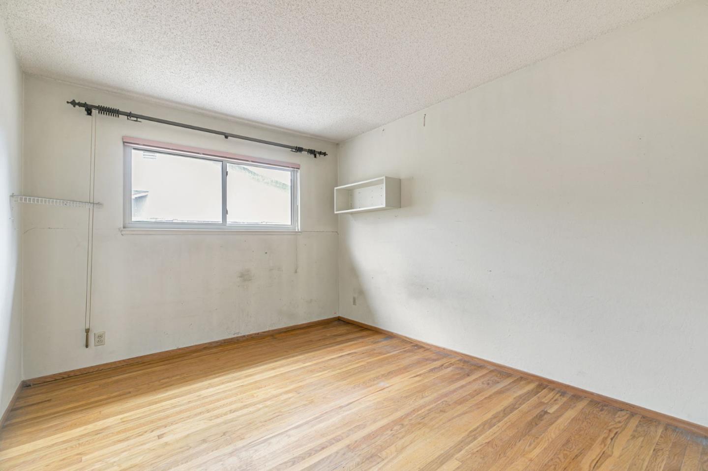 Detail Gallery Image 17 of 29 For 5799 Indian Ave, San Jose,  CA 95123 - 4 Beds | 2 Baths