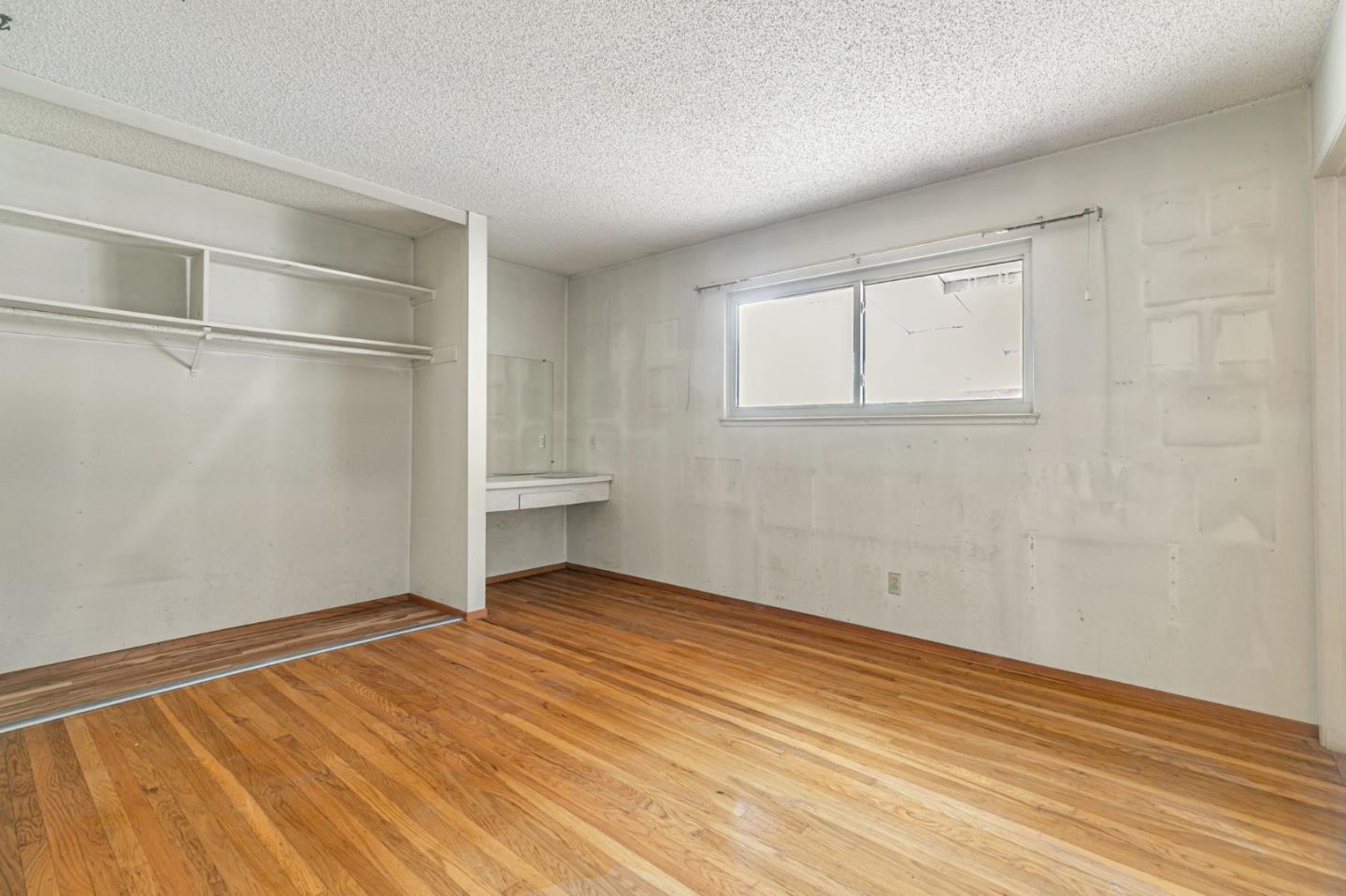 Detail Gallery Image 18 of 29 For 5799 Indian Ave, San Jose,  CA 95123 - 4 Beds | 2 Baths