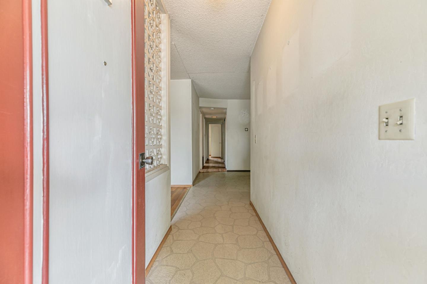 Detail Gallery Image 3 of 29 For 5799 Indian Ave, San Jose,  CA 95123 - 4 Beds | 2 Baths