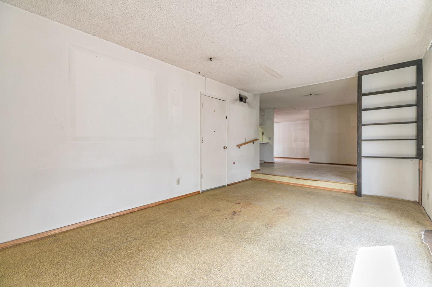 Detail Gallery Image 9 of 29 For 5799 Indian Ave, San Jose,  CA 95123 - 4 Beds | 2 Baths