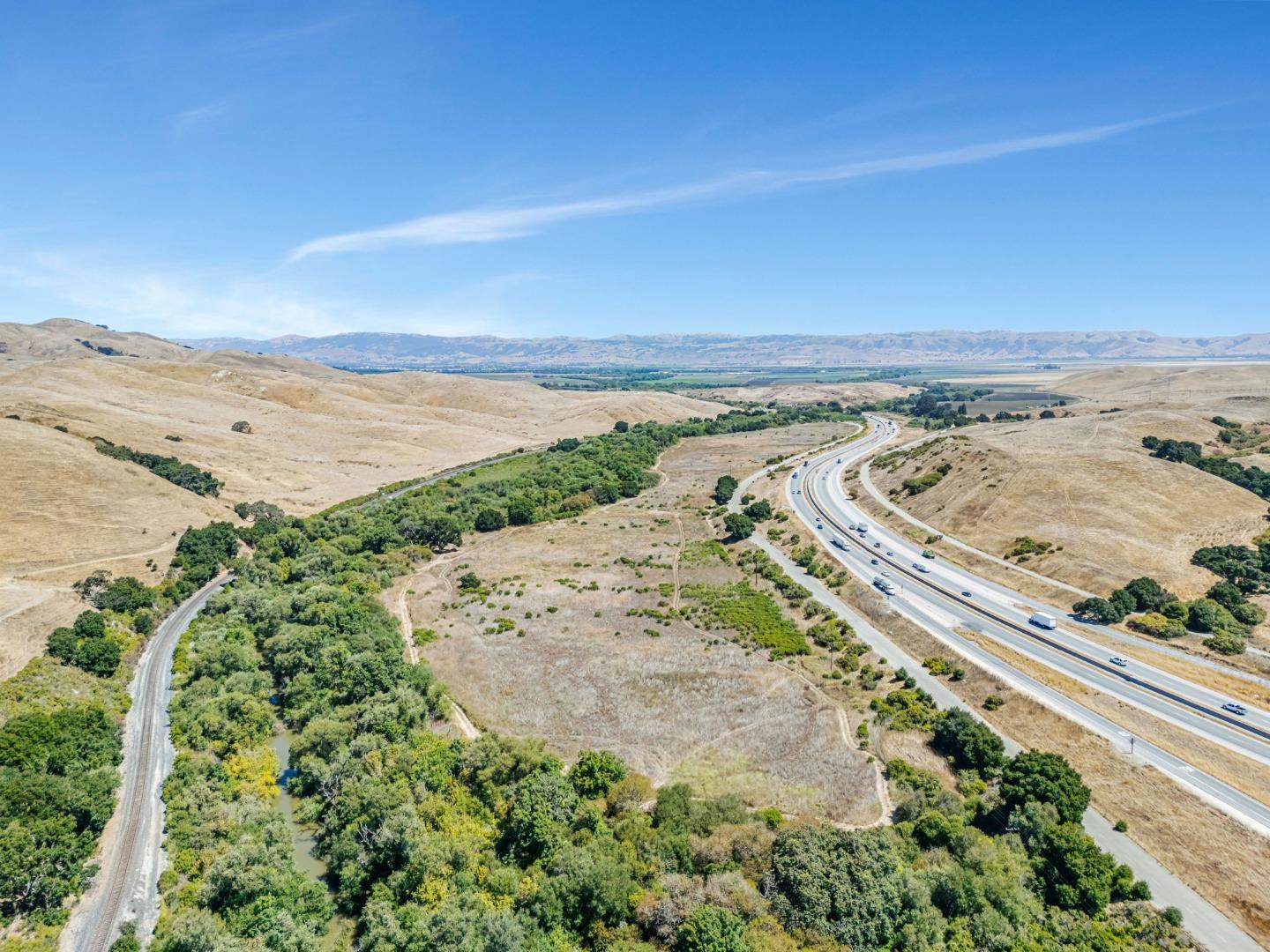 Detail Gallery Image 13 of 25 For 0 101 Hwy, Hollister,  CA 95023 - – Beds | – Baths