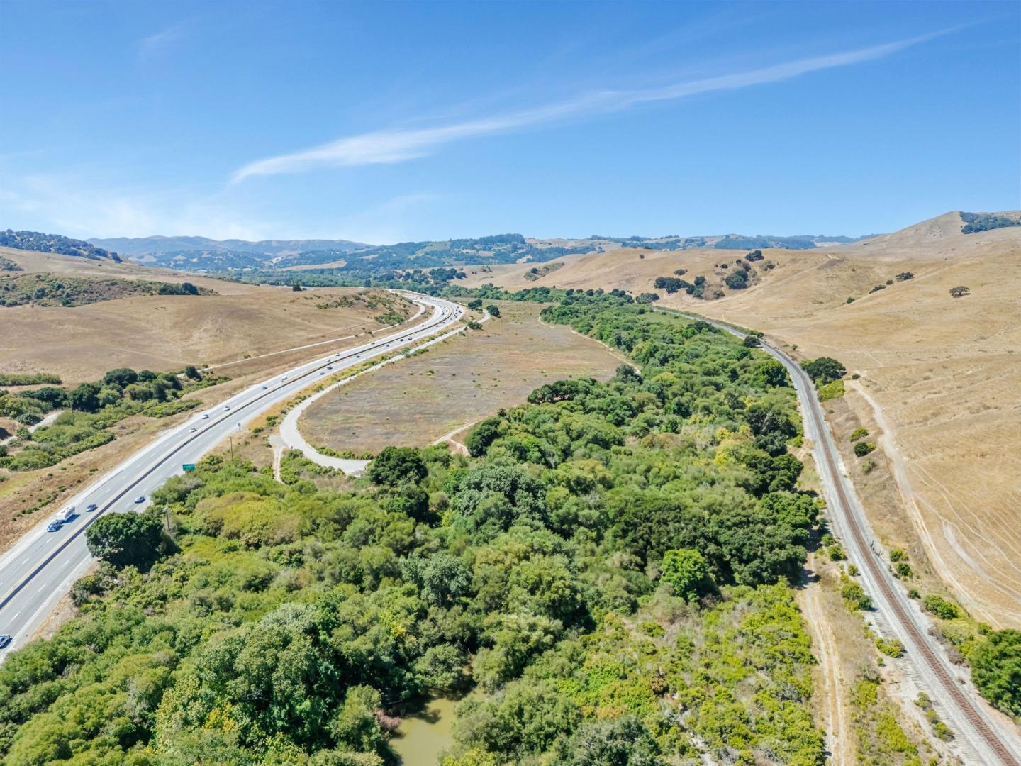 Detail Gallery Image 6 of 25 For 0 101 Hwy, Hollister,  CA 95023 - – Beds | – Baths