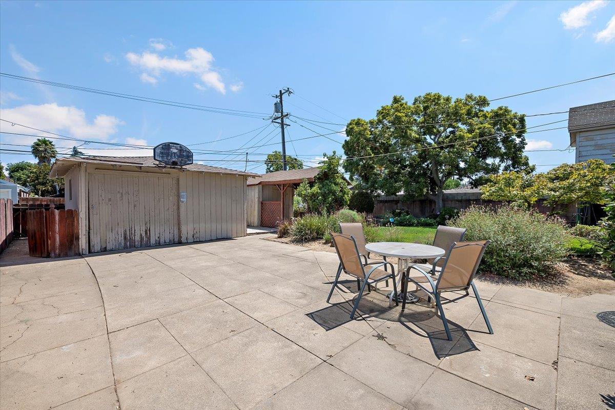 Detail Gallery Image 24 of 27 For 7770 Rosanna St, Gilroy,  CA 95020 - 2 Beds | 1/1 Baths