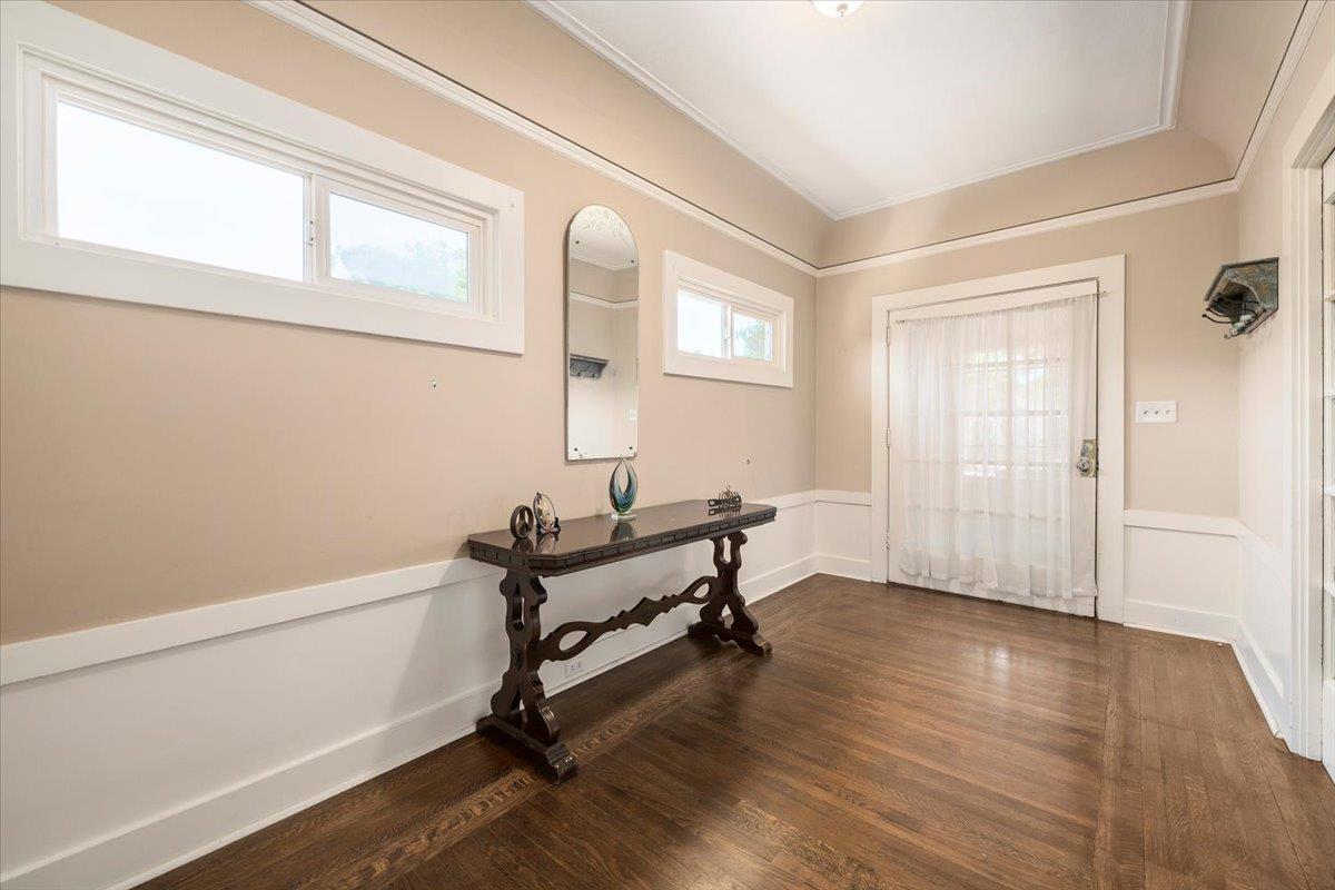 Detail Gallery Image 4 of 27 For 7770 Rosanna St, Gilroy,  CA 95020 - 2 Beds | 1/1 Baths