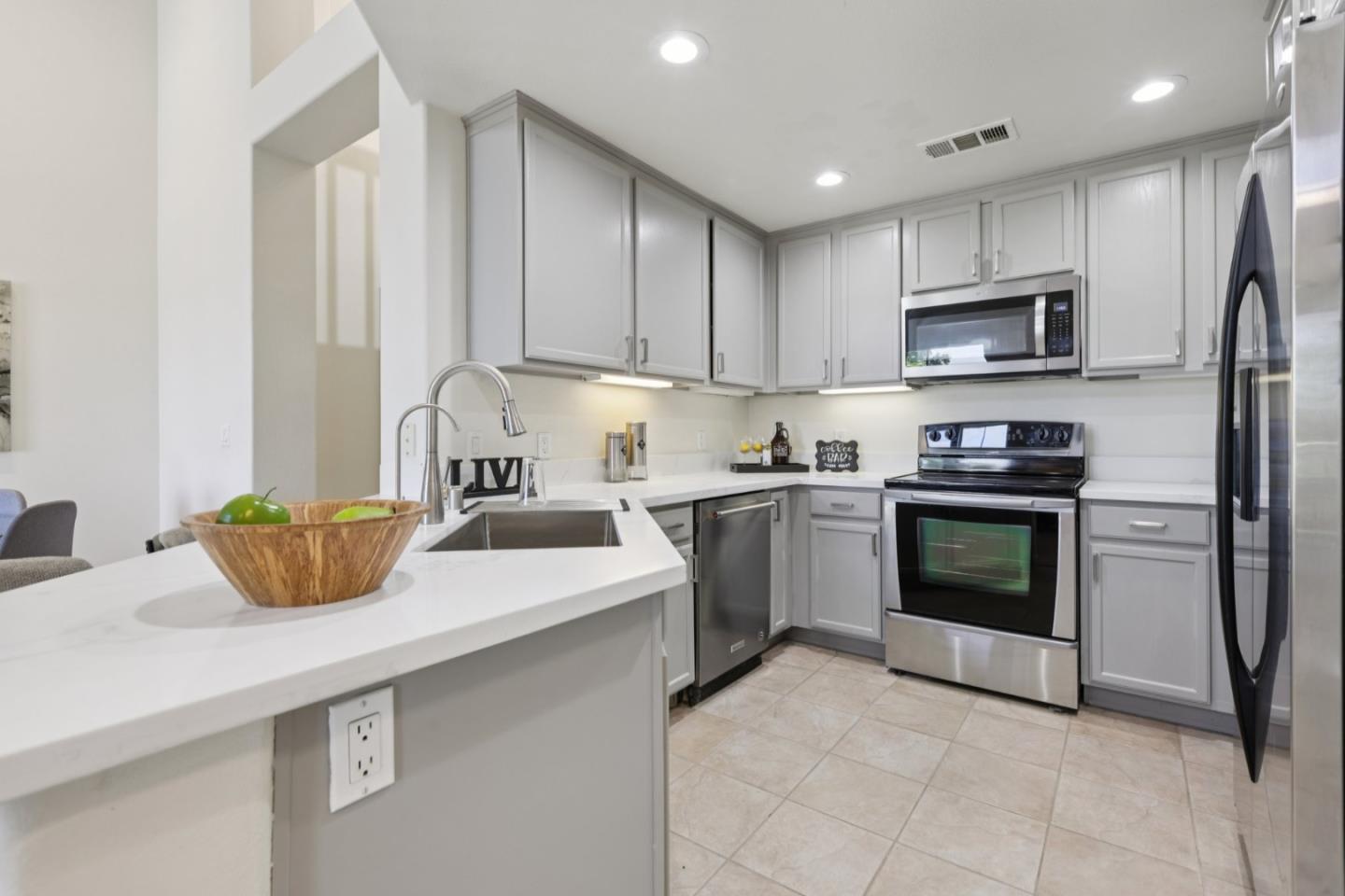 Detail Gallery Image 9 of 49 For 2988 Grassina St #629,  San Jose,  CA 95136 - 2 Beds | 2 Baths