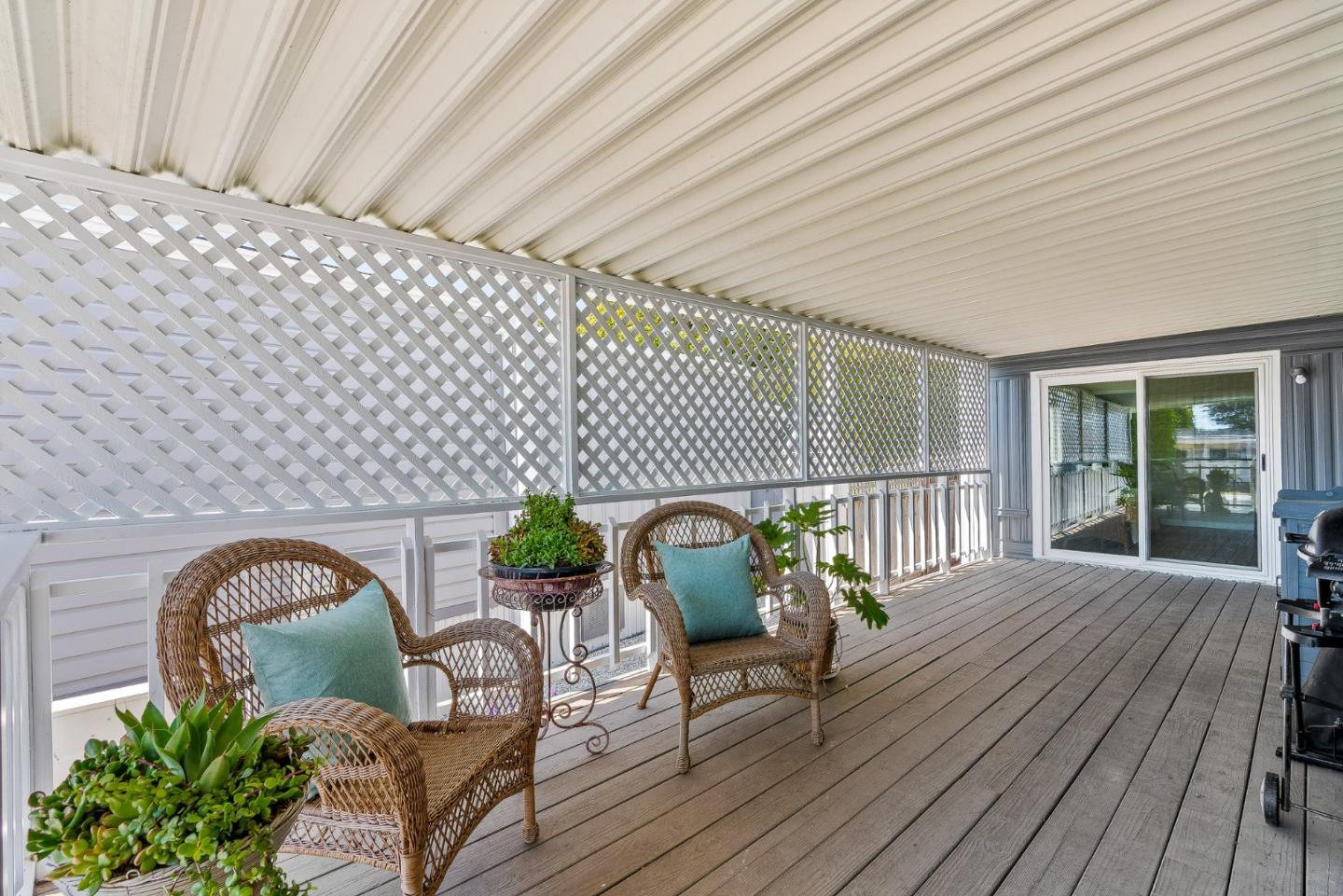Detail Gallery Image 4 of 38 For 220 Mar Vista Dr #11,  Aptos,  CA 95003 - 2 Beds | 1 Baths
