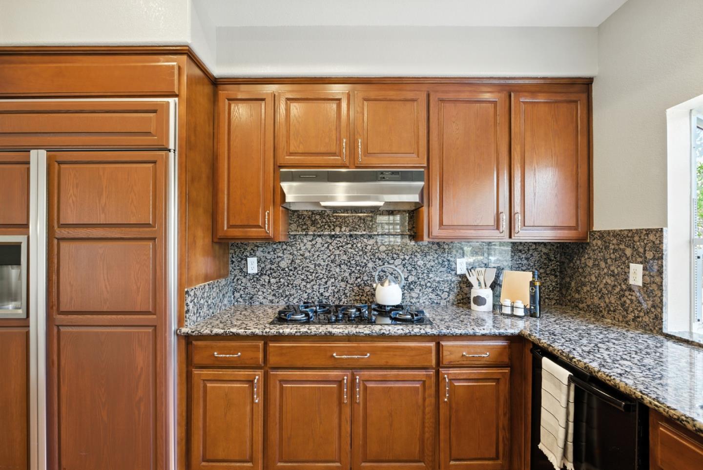 Detail Gallery Image 22 of 56 For 1128 Sterling Gate Dr, San Jose,  CA 95120 - 4 Beds | 3 Baths