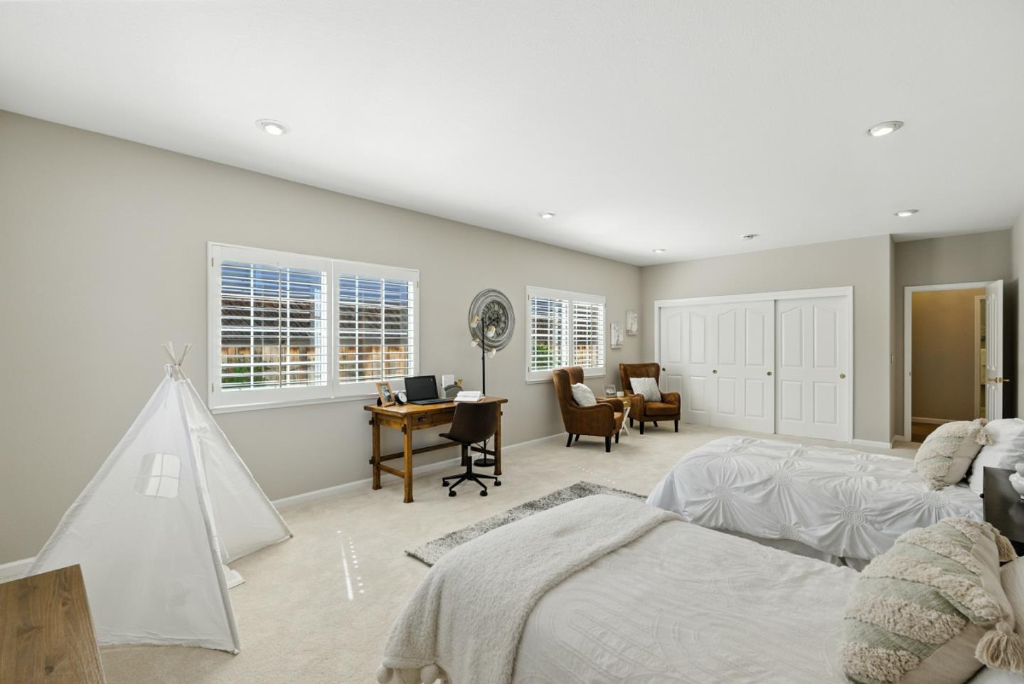 Detail Gallery Image 36 of 56 For 1128 Sterling Gate Dr, San Jose,  CA 95120 - 4 Beds | 3 Baths