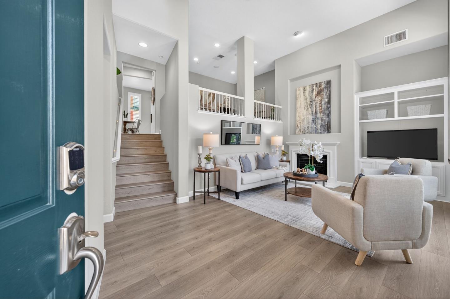 Detail Gallery Image 3 of 37 For 1220 Kelley Way, Santa Clara,  CA 95054 - 3 Beds | 2/1 Baths