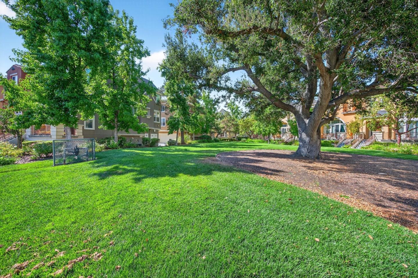 Detail Gallery Image 36 of 37 For 1220 Kelley Way, Santa Clara,  CA 95054 - 3 Beds | 2/1 Baths
