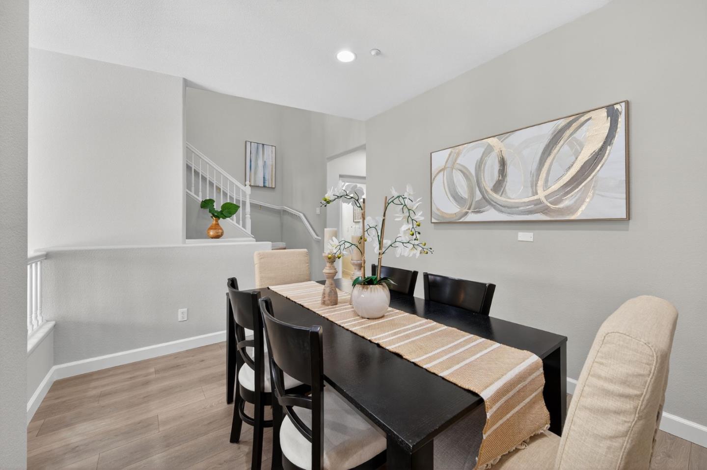 Detail Gallery Image 8 of 37 For 1220 Kelley Way, Santa Clara,  CA 95054 - 3 Beds | 2/1 Baths