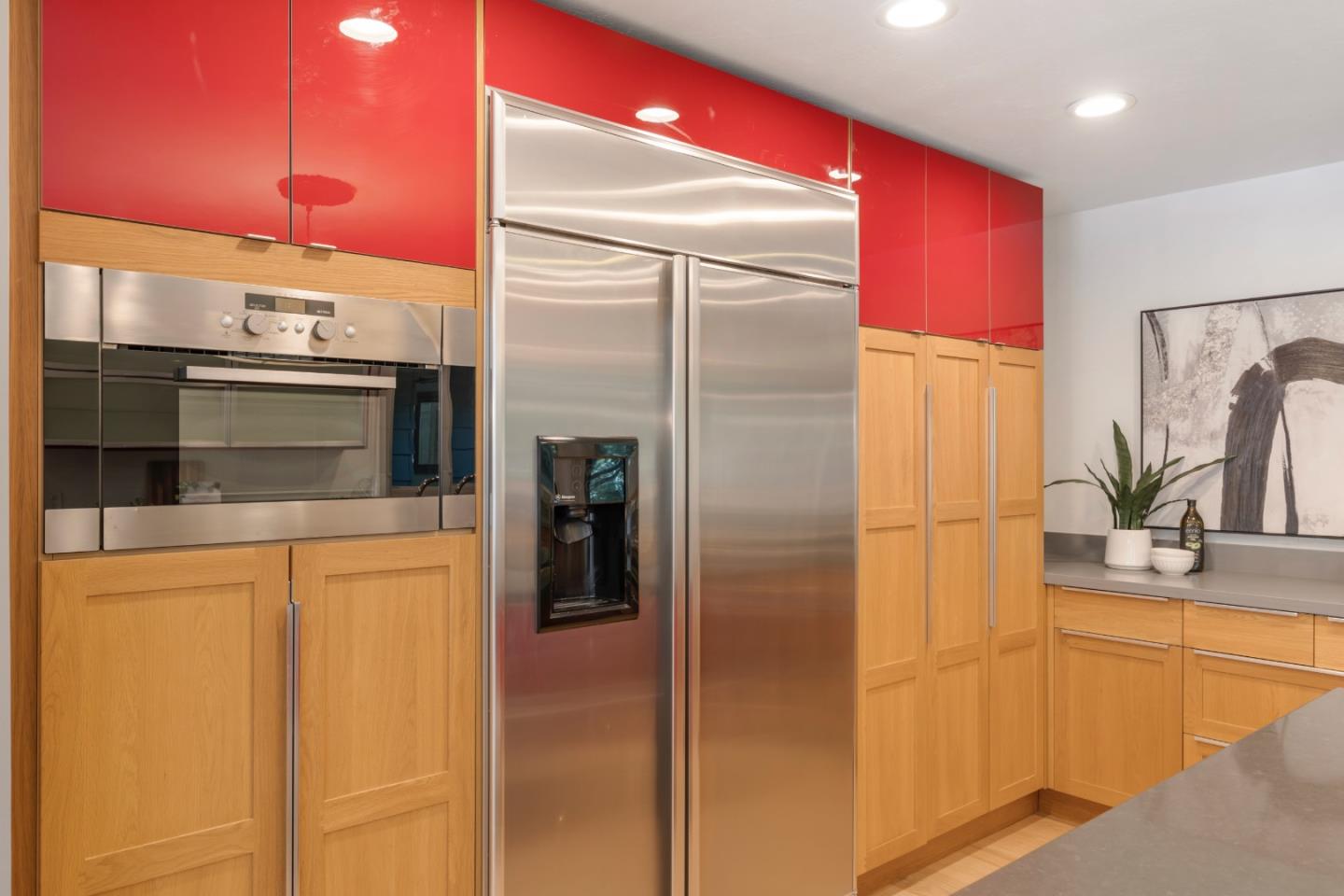 Detail Gallery Image 10 of 31 For 1981 Newcastle Dr, Los Altos,  CA 94024 - 4 Beds | 2/1 Baths
