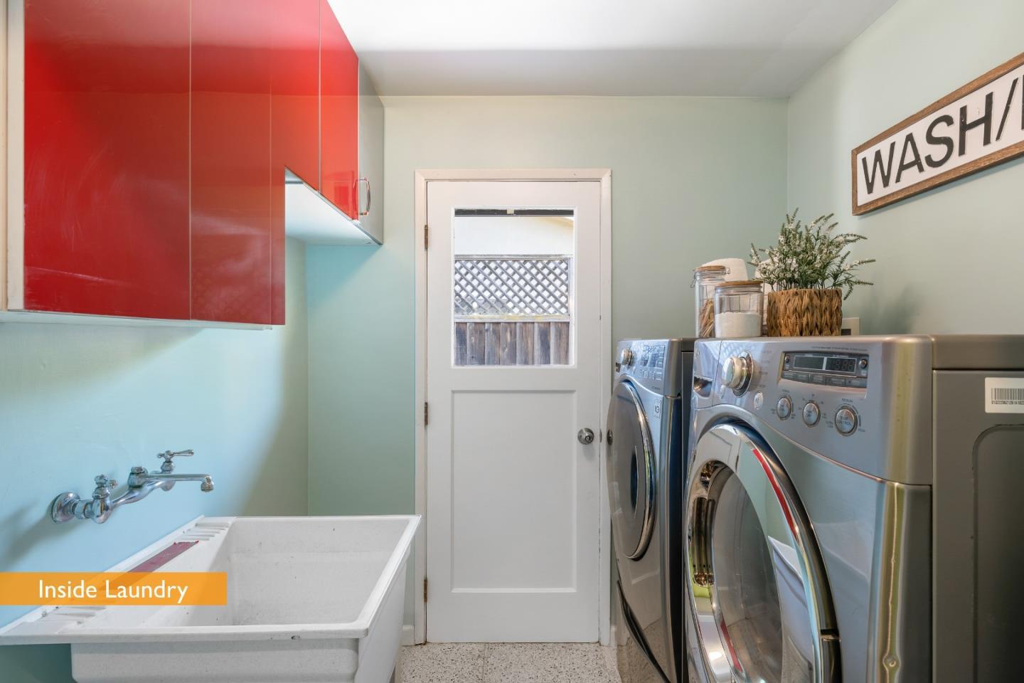Detail Gallery Image 29 of 31 For 1981 Newcastle Dr, Los Altos,  CA 94024 - 4 Beds | 2/1 Baths