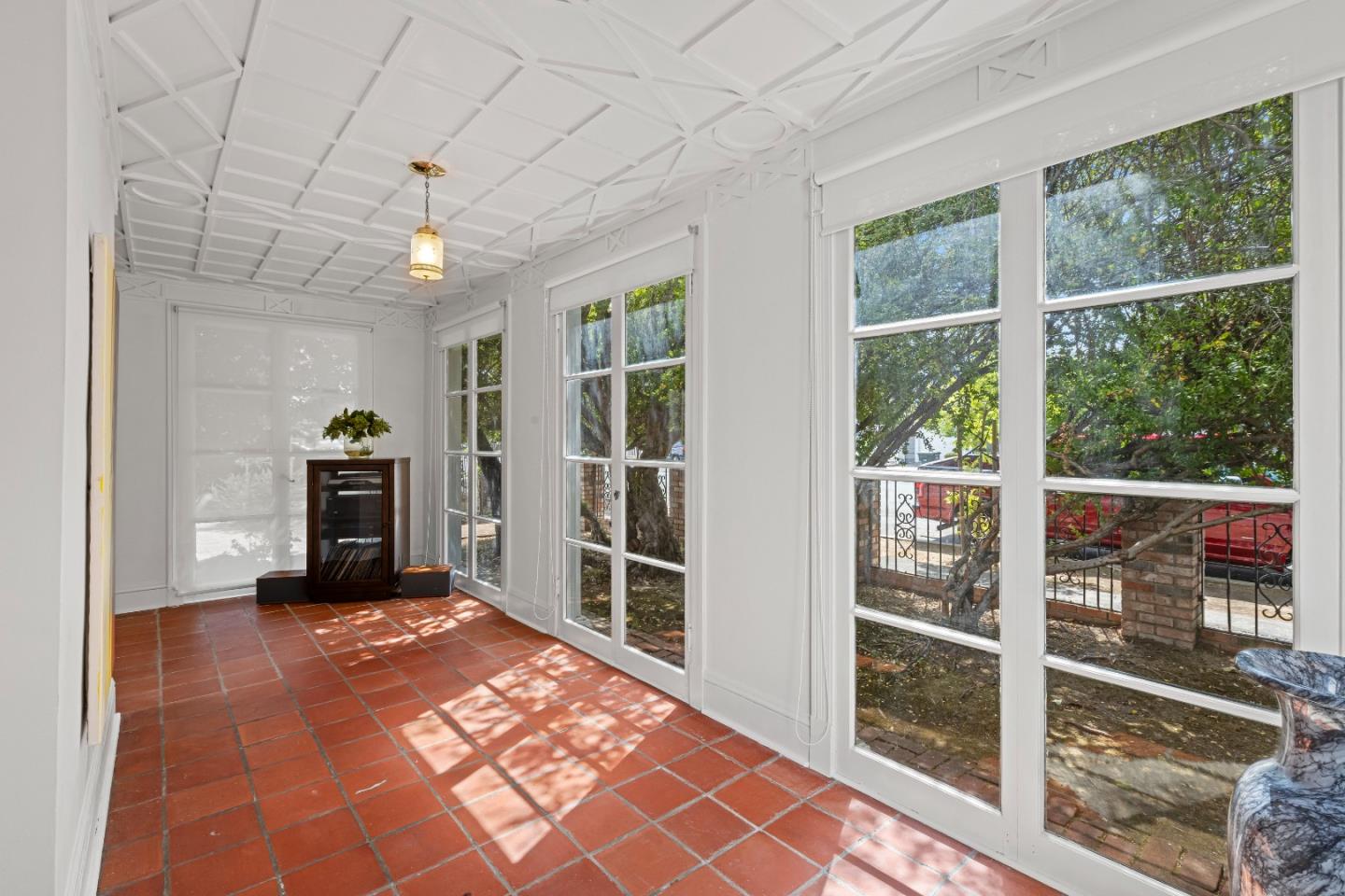 Detail Gallery Image 5 of 24 For 286 5th St, Gilroy,  CA 95020 - 3 Beds | 2 Baths