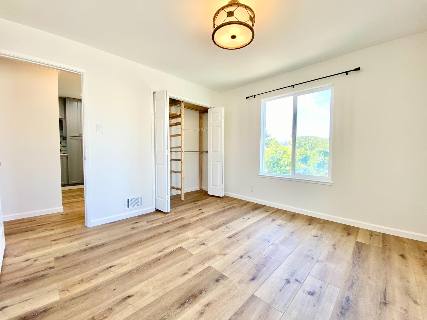 Detail Gallery Image 25 of 41 For 1076 Grand Ave, South San Francisco,  CA 94080 - 3 Beds | 2 Baths