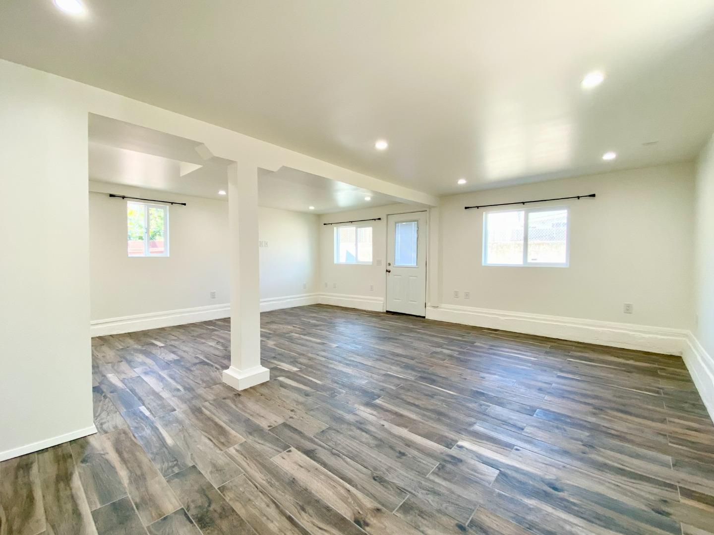 Detail Gallery Image 35 of 41 For 1076 Grand Ave, South San Francisco,  CA 94080 - 3 Beds | 2 Baths