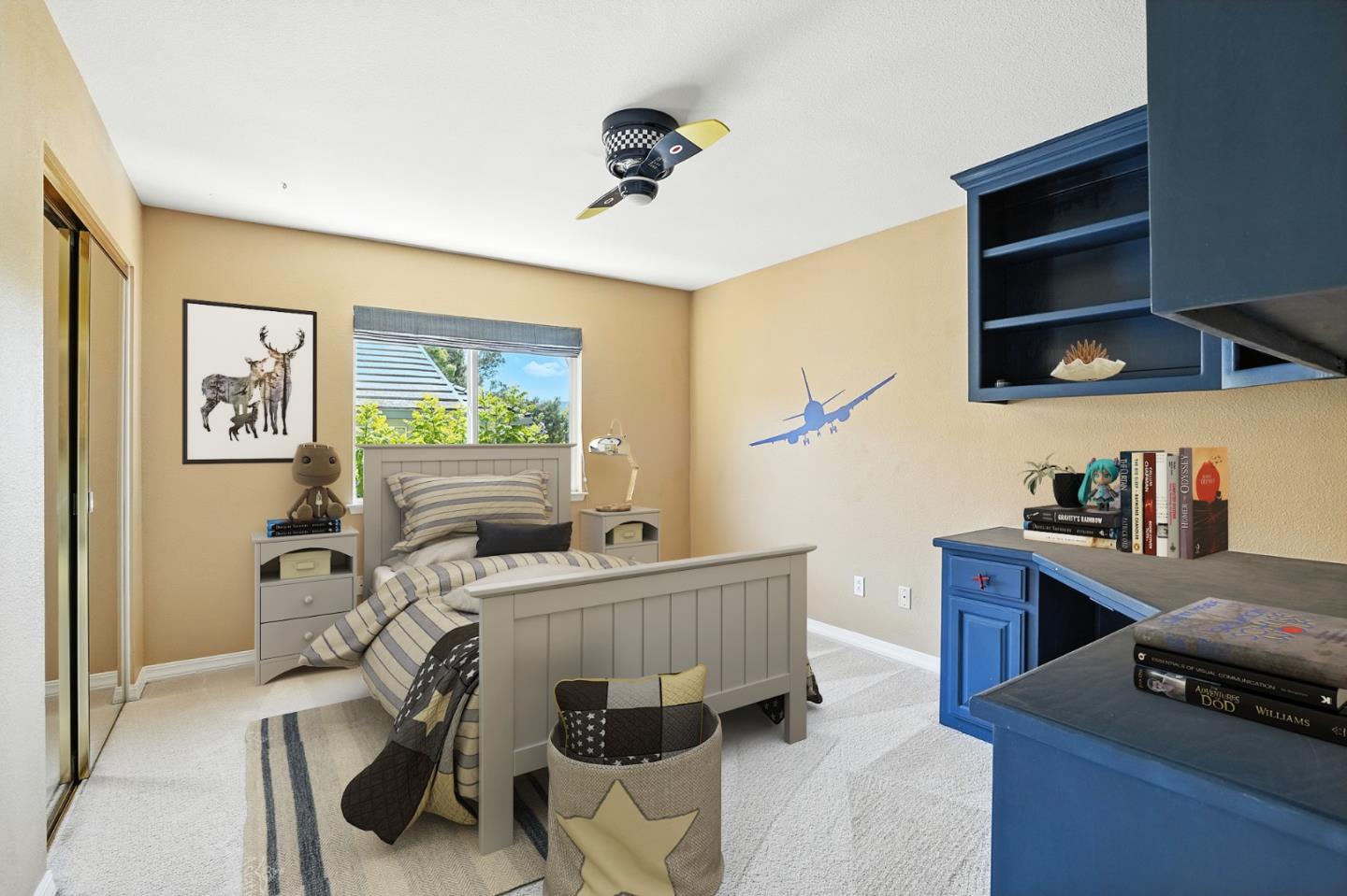 Detail Gallery Image 14 of 24 For 4726 Arlene Pl, Pleasanton,  CA 94566 - 5 Beds | 3/1 Baths