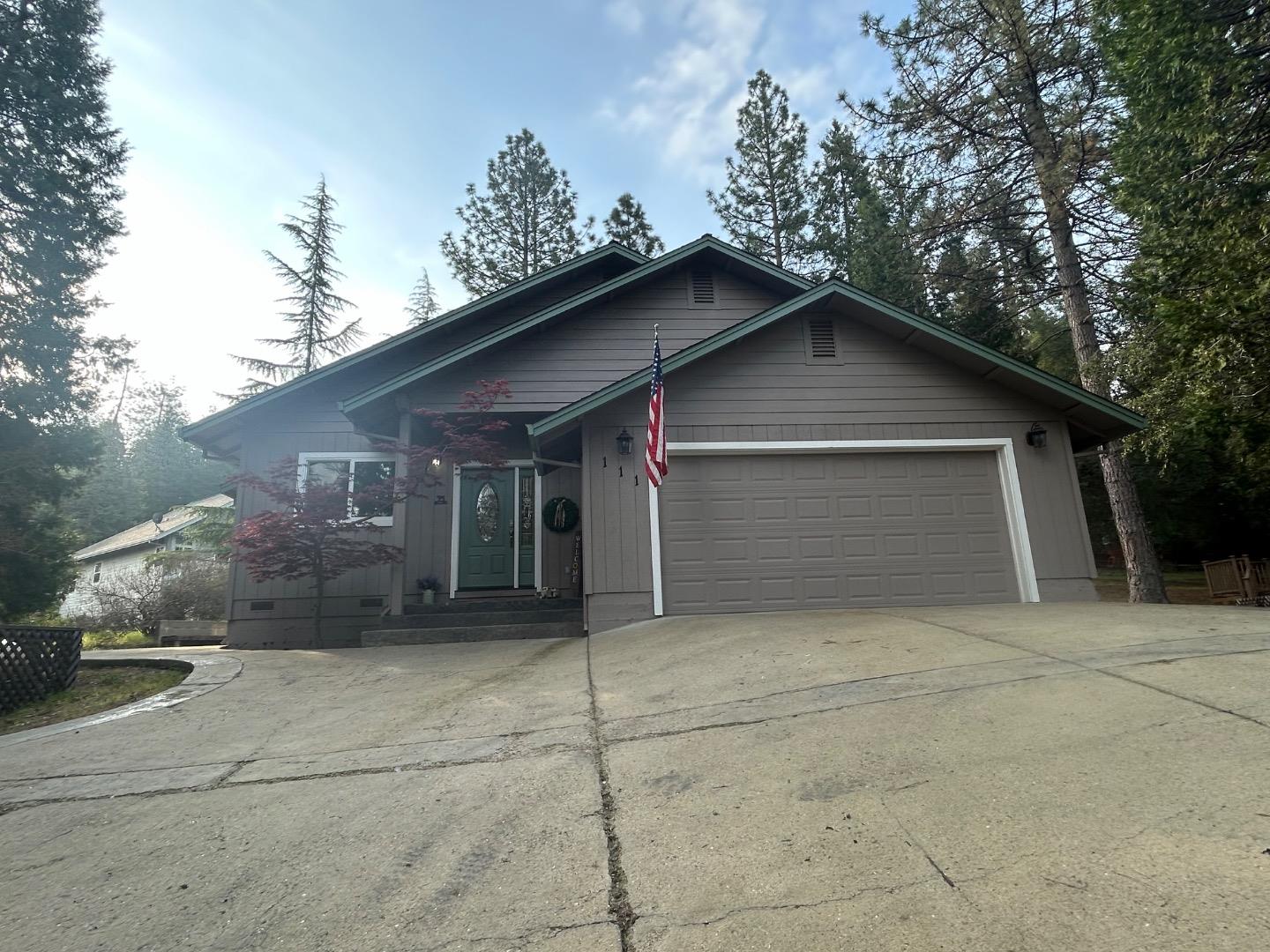 Detail Gallery Image 1 of 1 For 111 Lupine Rd, Murphys,  CA 95247 - 3 Beds | 2 Baths