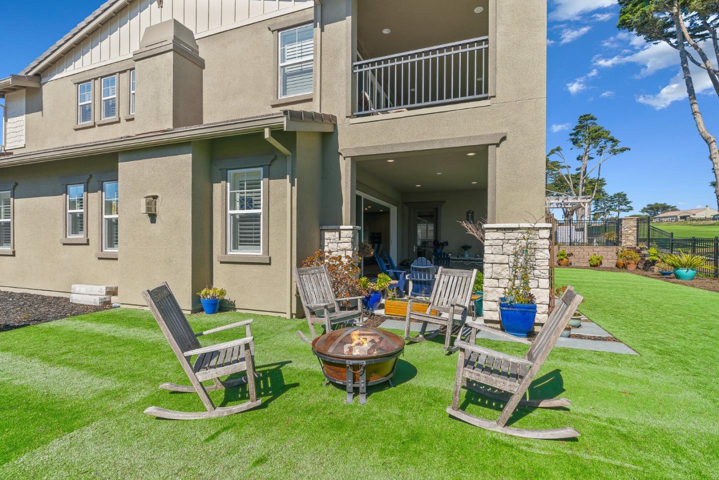Detail Gallery Image 17 of 33 For 1838 Links Dr, Seaside,  CA 93955 - 4 Beds | 4/1 Baths