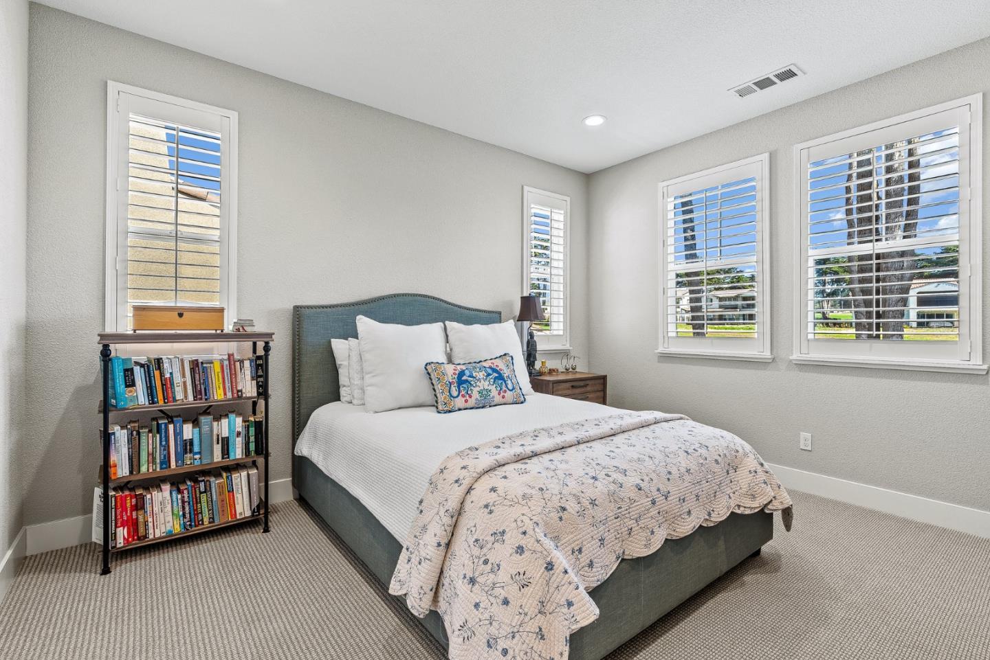 Detail Gallery Image 27 of 33 For 1838 Links Dr, Seaside,  CA 93955 - 4 Beds | 4/1 Baths