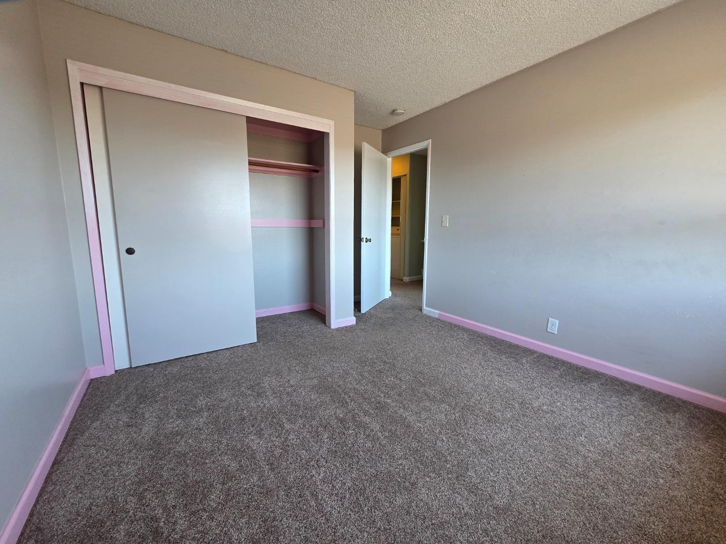 Detail Gallery Image 14 of 14 For 1884 Cherokee Dr #4,  Salinas,  CA 93906 - 3 Beds | 2/1 Baths