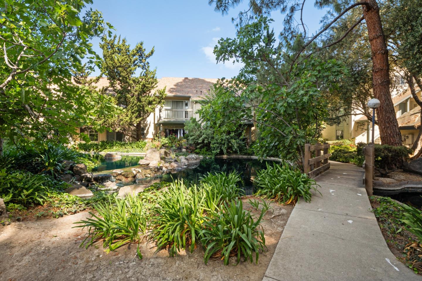 Detail Gallery Image 24 of 32 For 1050 Summermist Ct, San Jose,  CA 95122 - 1 Beds | 1 Baths