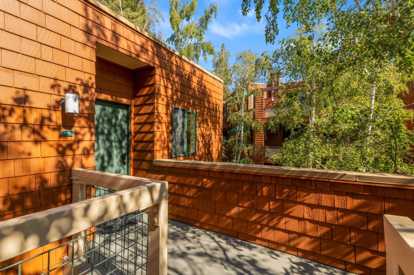 Detail Gallery Image 15 of 21 For 4250 El Camino Real #C221,  Palo Alto,  CA 94306 - 1 Beds | 1 Baths