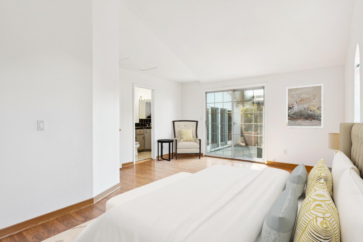 Detail Gallery Image 12 of 25 For 751 El Sombroso Dr, San Jose,  CA 95123 - 3 Beds | 2 Baths
