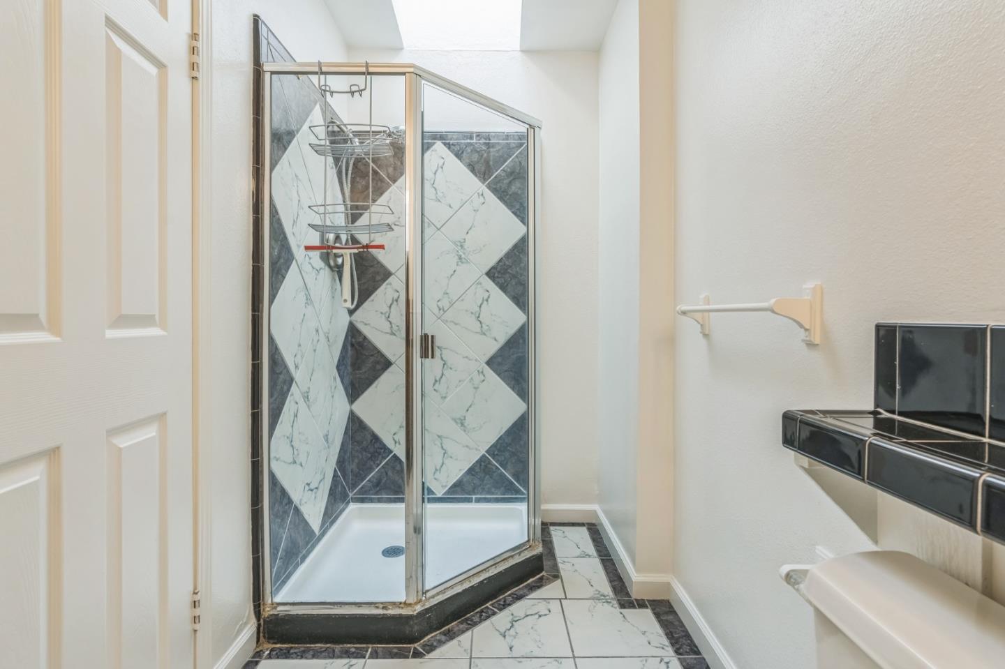 Detail Gallery Image 14 of 25 For 751 El Sombroso Dr, San Jose,  CA 95123 - 3 Beds | 2 Baths