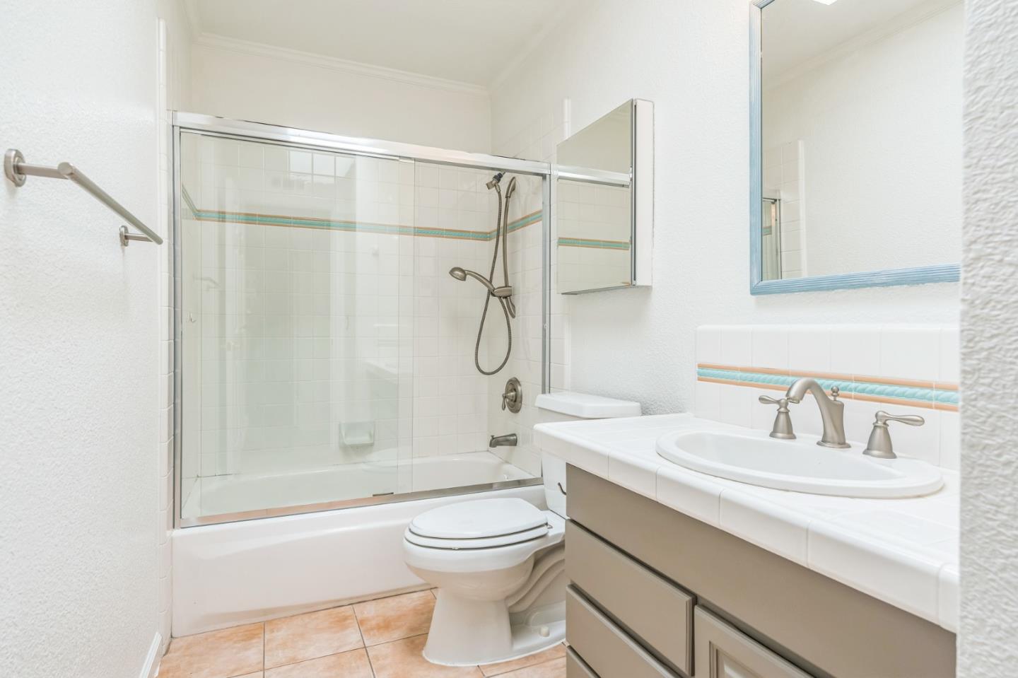 Detail Gallery Image 18 of 25 For 751 El Sombroso Dr, San Jose,  CA 95123 - 3 Beds | 2 Baths