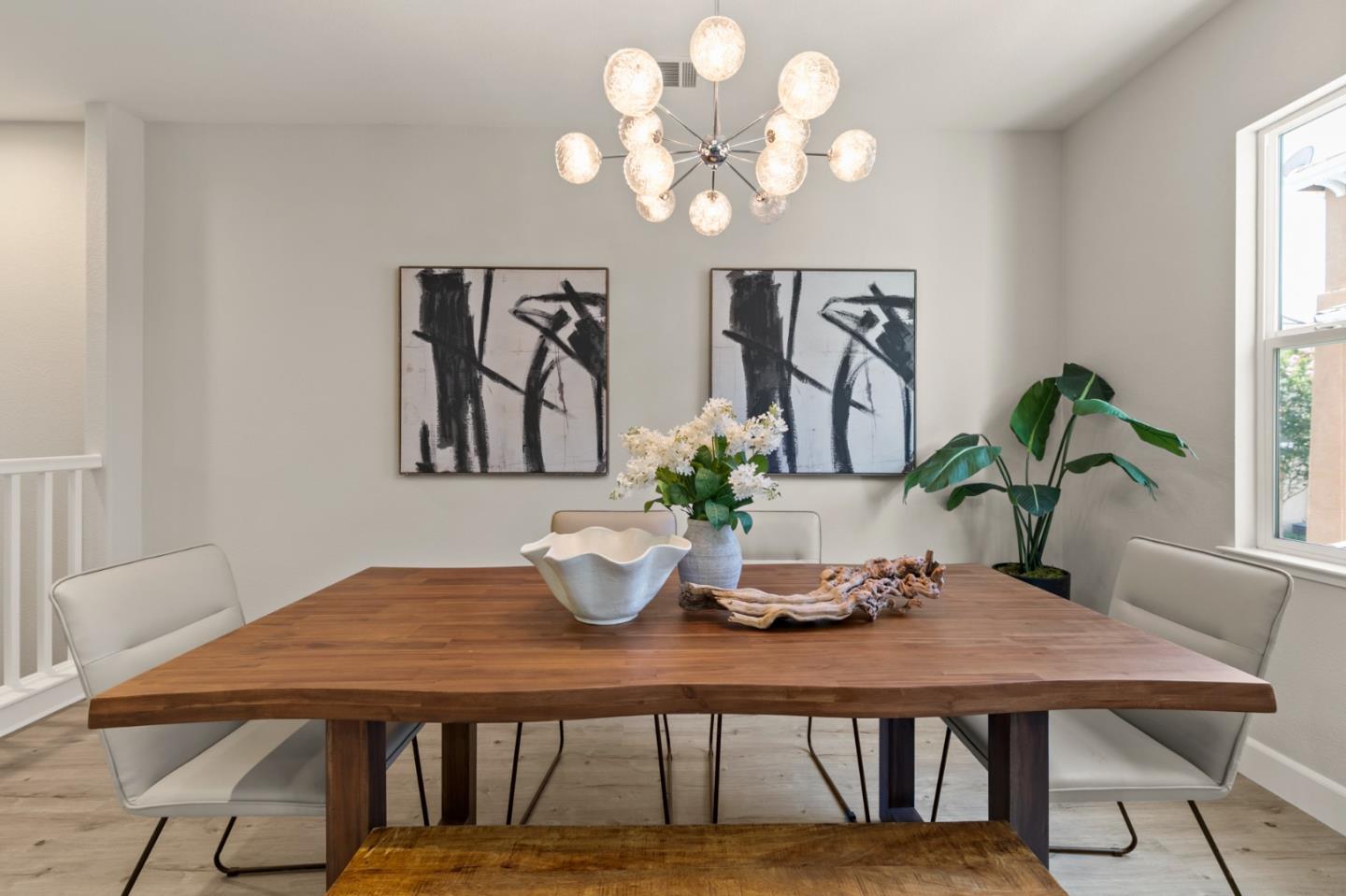 Detail Gallery Image 8 of 28 For 1725 Hillebrant Pl, Santa Clara,  CA 95050 - 3 Beds | 3/1 Baths