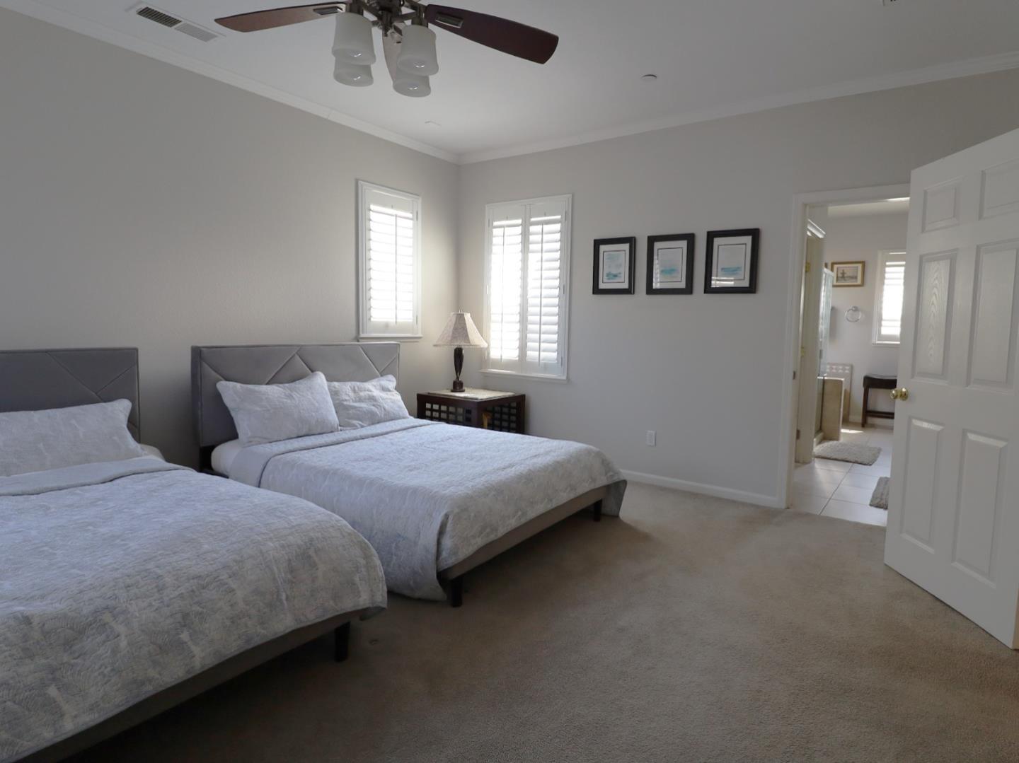 Detail Gallery Image 21 of 43 For 949 Courtyards Loop, Lincoln,  CA 95648 - 3 Beds | 3 Baths