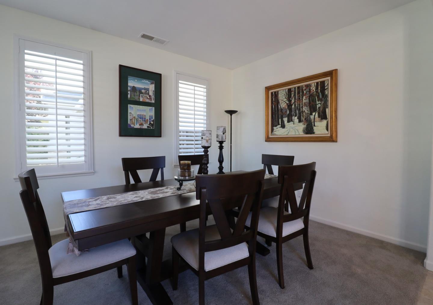 Detail Gallery Image 8 of 43 For 949 Courtyards Loop, Lincoln,  CA 95648 - 3 Beds | 3 Baths