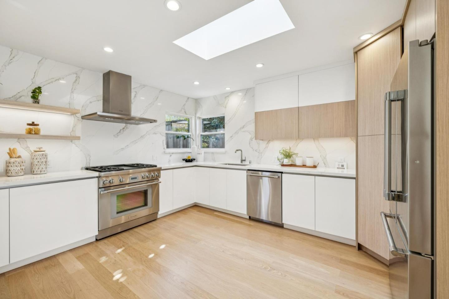 Detail Gallery Image 11 of 39 For 413 36th Ave, San Mateo,  CA 94403 - 3 Beds | 1/1 Baths