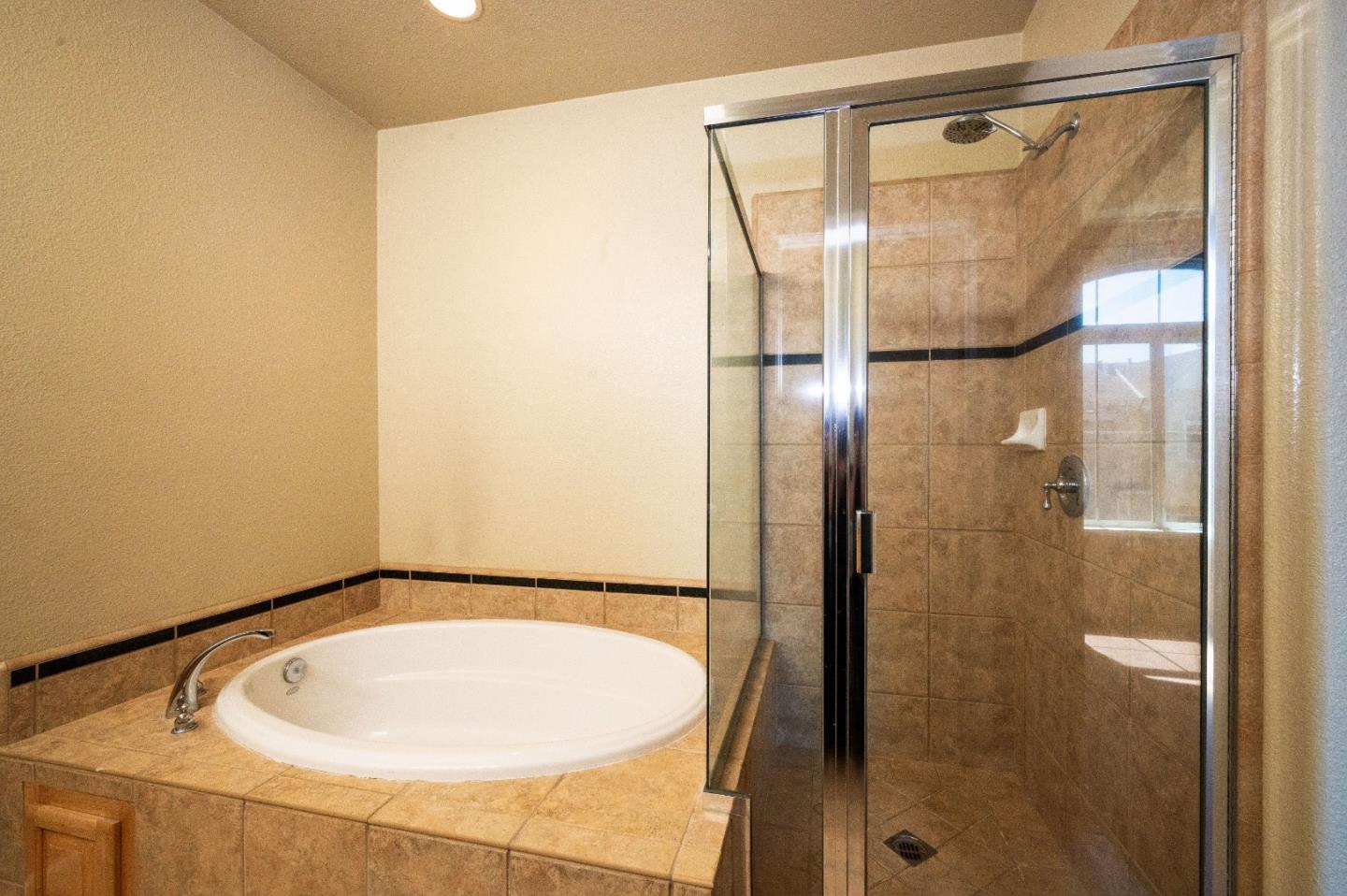 Detail Gallery Image 19 of 30 For 4446 Headen Way, Santa Clara,  CA 95054 - 3 Beds | 2/1 Baths