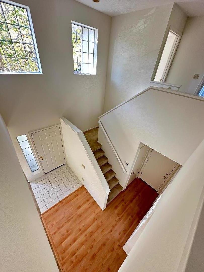 Detail Gallery Image 17 of 19 For 1756 Primrose Ln, Pinole,  CA 94564 - 5 Beds | 2/1 Baths