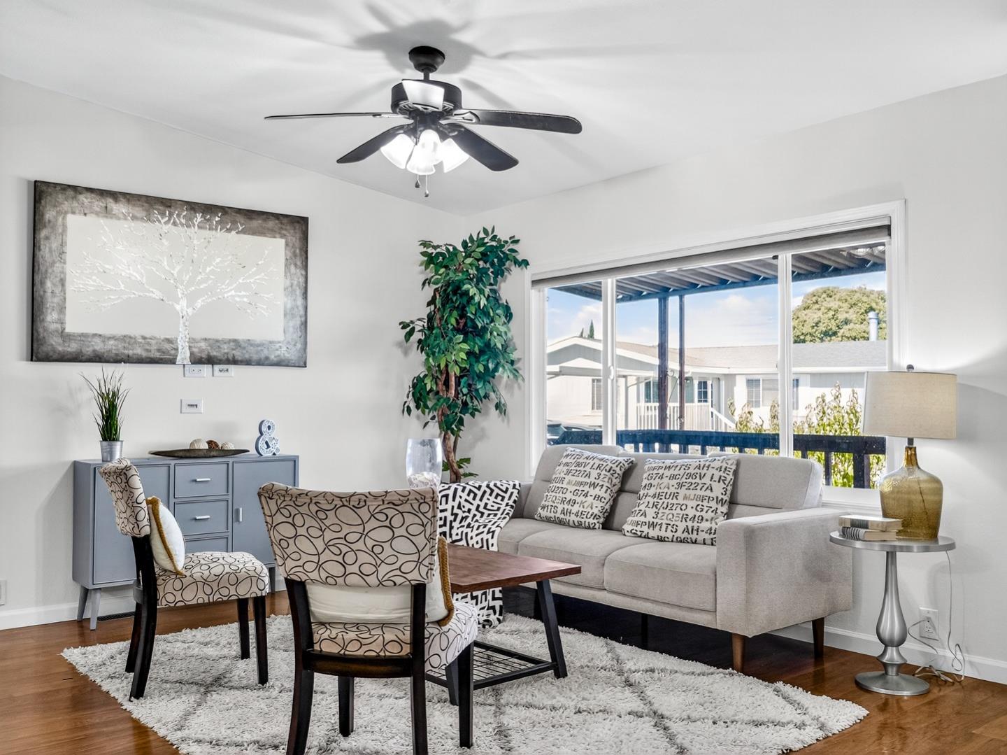 Detail Gallery Image 10 of 43 For 2151 Oakland Rd #14,  San Jose,  CA 95131 - 3 Beds | 2 Baths