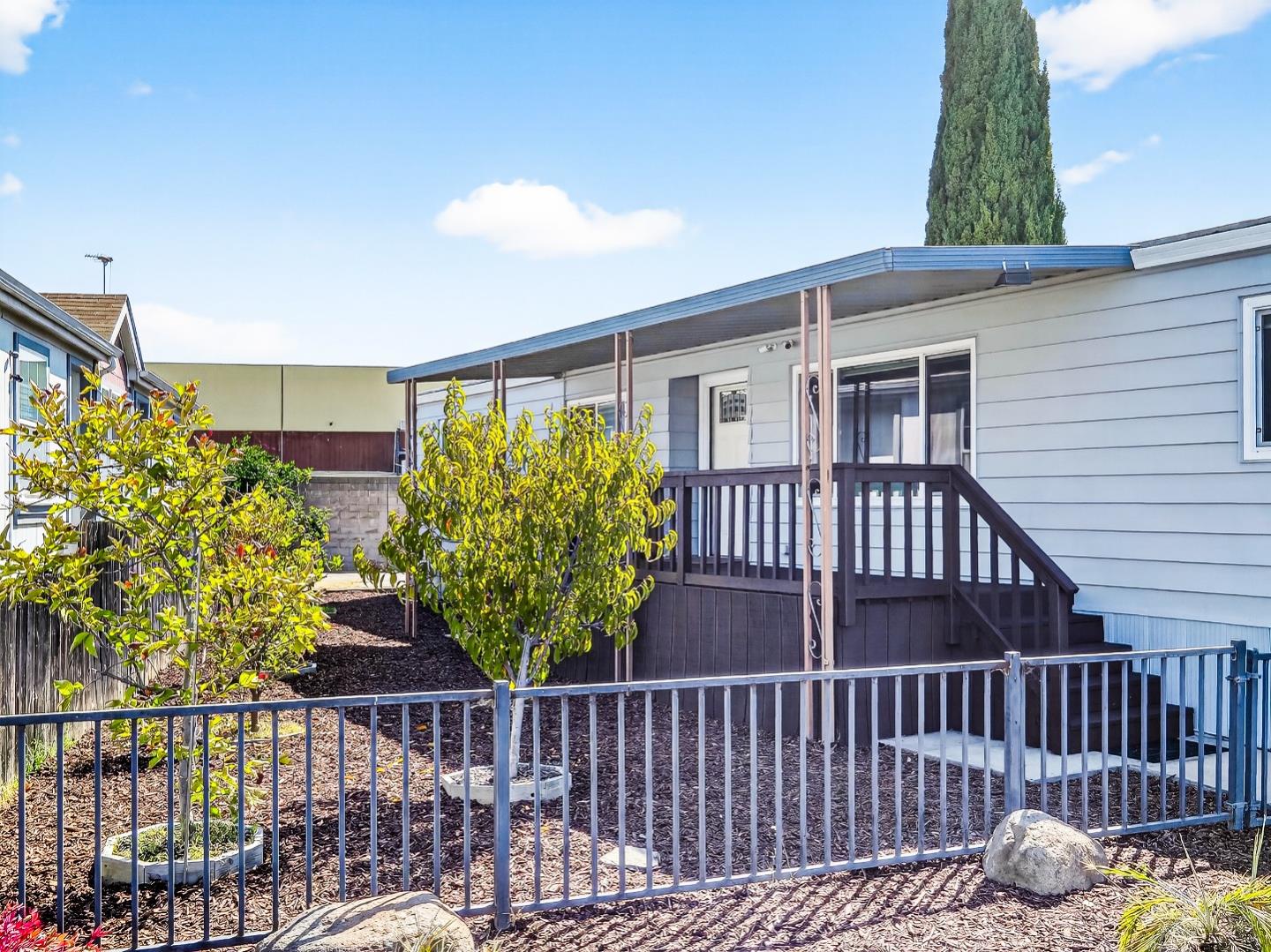 Detail Gallery Image 35 of 43 For 2151 Oakland Rd #14,  San Jose,  CA 95131 - 3 Beds | 2 Baths