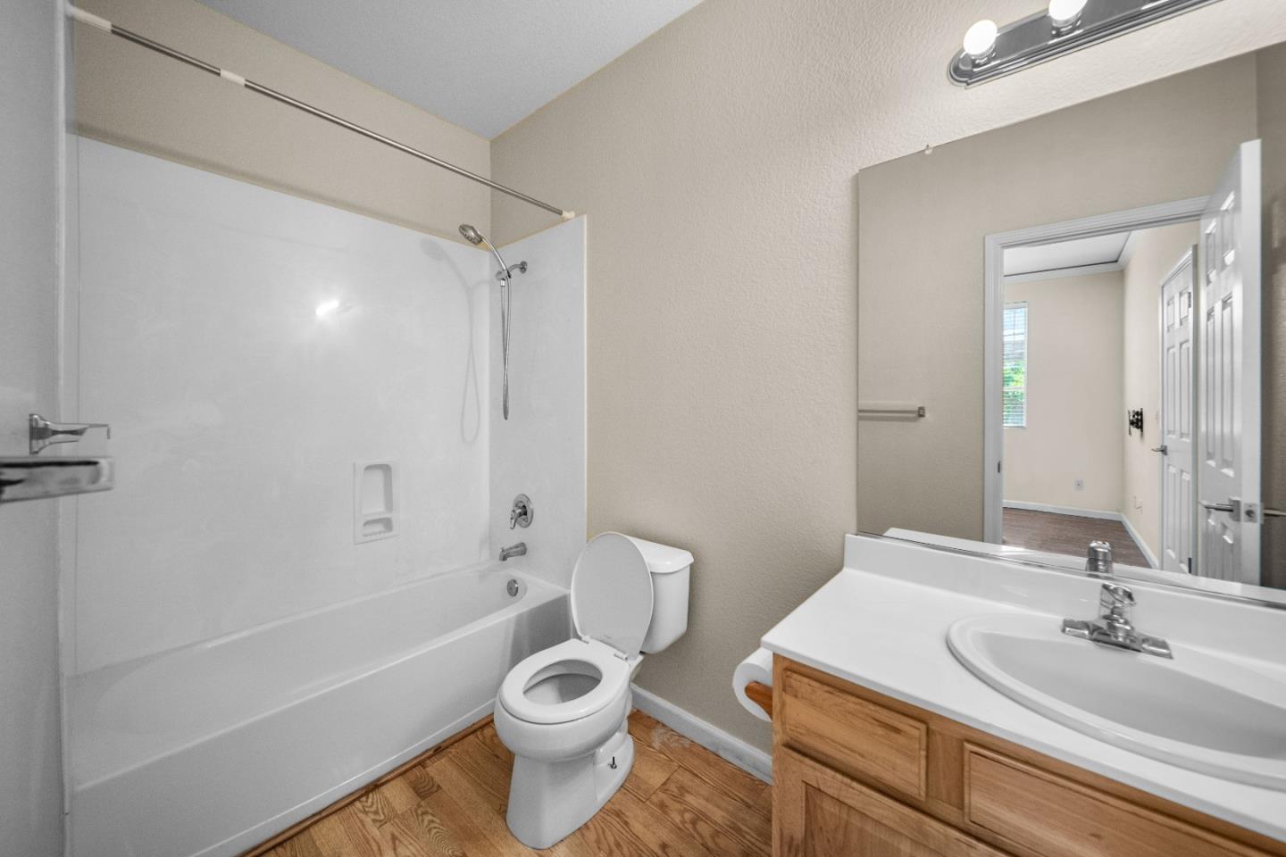 Detail Gallery Image 13 of 37 For 4537 Wagon Trail Way, Antioch,  CA 94531 - 5 Beds | 4 Baths