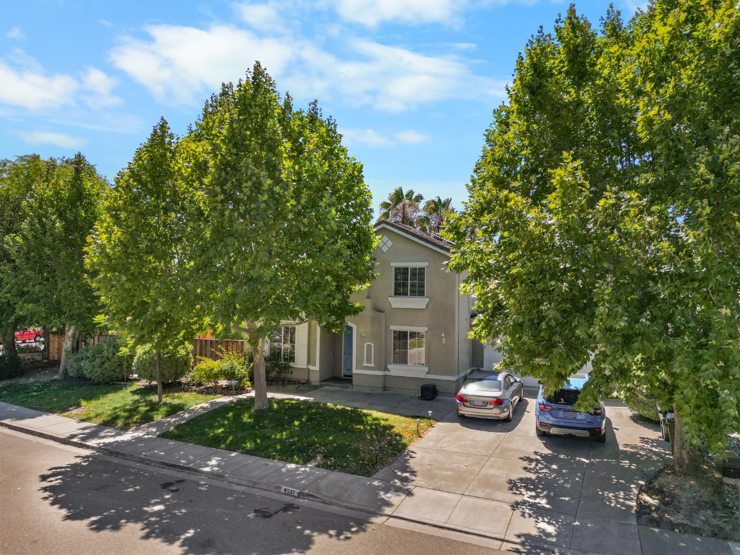 Detail Gallery Image 2 of 37 For 4537 Wagon Trail Way, Antioch,  CA 94531 - 5 Beds | 4 Baths