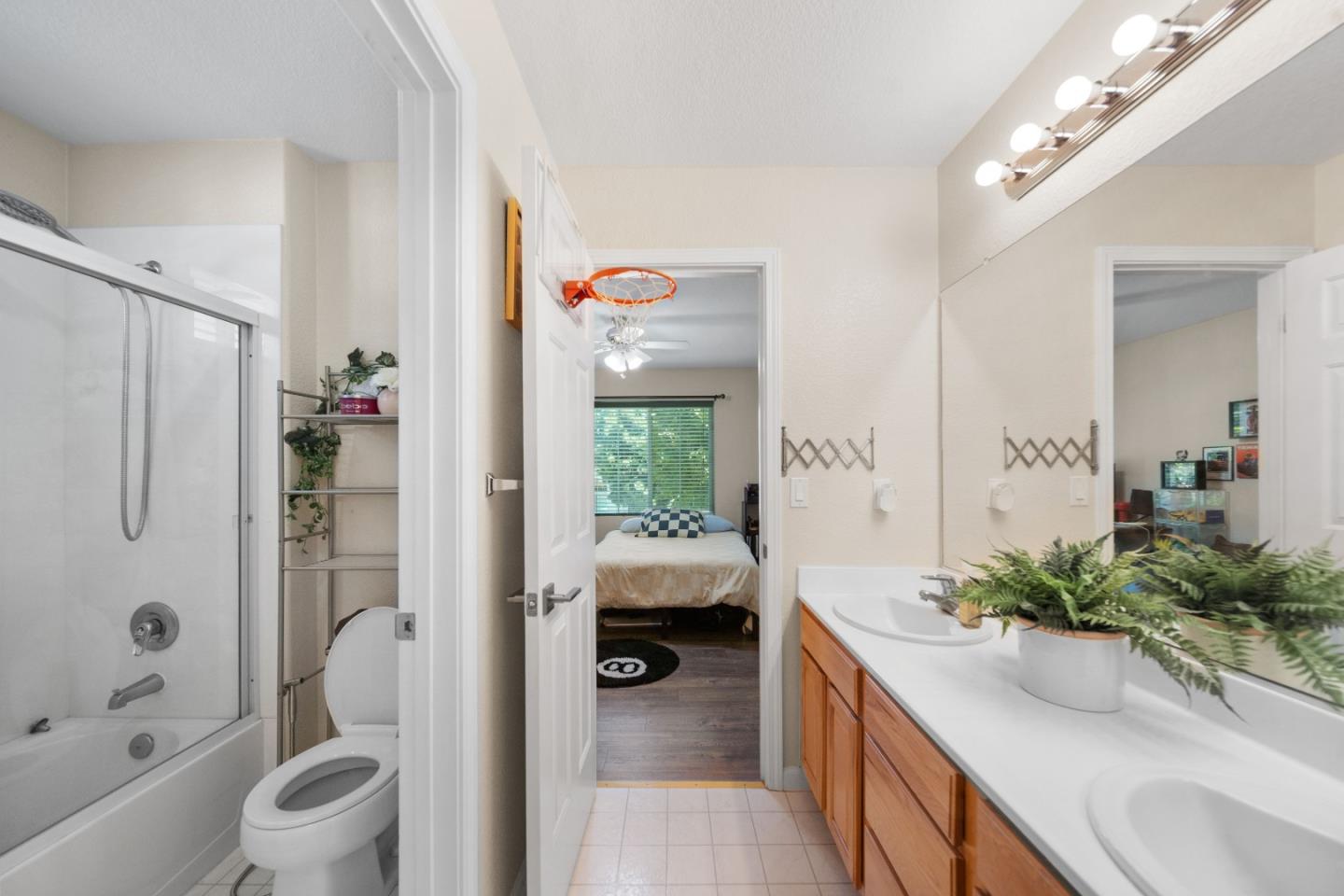 Detail Gallery Image 26 of 37 For 4537 Wagon Trail Way, Antioch,  CA 94531 - 5 Beds | 4 Baths