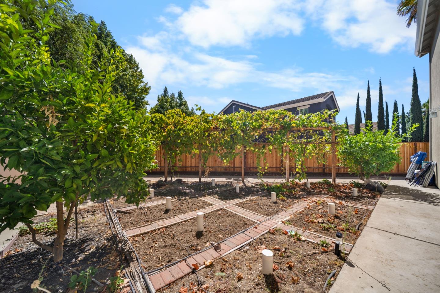 Detail Gallery Image 35 of 37 For 4537 Wagon Trail Way, Antioch,  CA 94531 - 5 Beds | 4 Baths