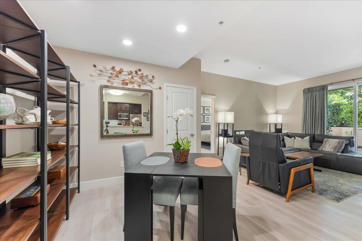 Detail Gallery Image 15 of 29 For 912 Campisi Way #115,  Campbell,  CA 95008 - 2 Beds | 2 Baths