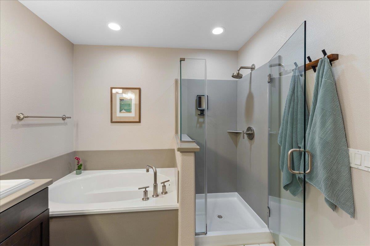 Detail Gallery Image 17 of 29 For 912 Campisi Way #115,  Campbell,  CA 95008 - 2 Beds | 2 Baths